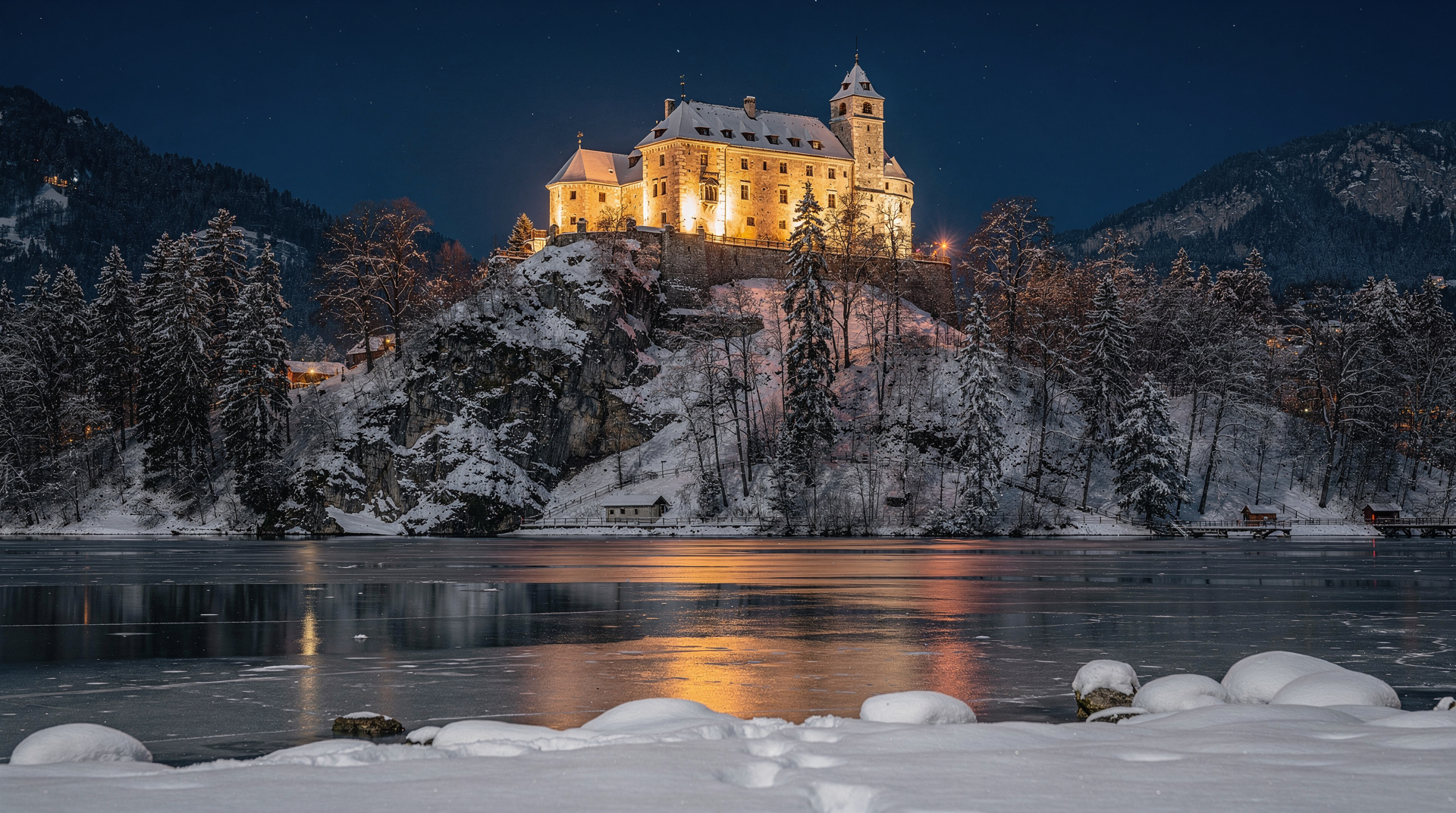 Slovenia in winter: ski slopes, thermal spas and Christmas markets — Winter Slovenia offers skiing, outdoor thermal pools, empty caves and one of Cen