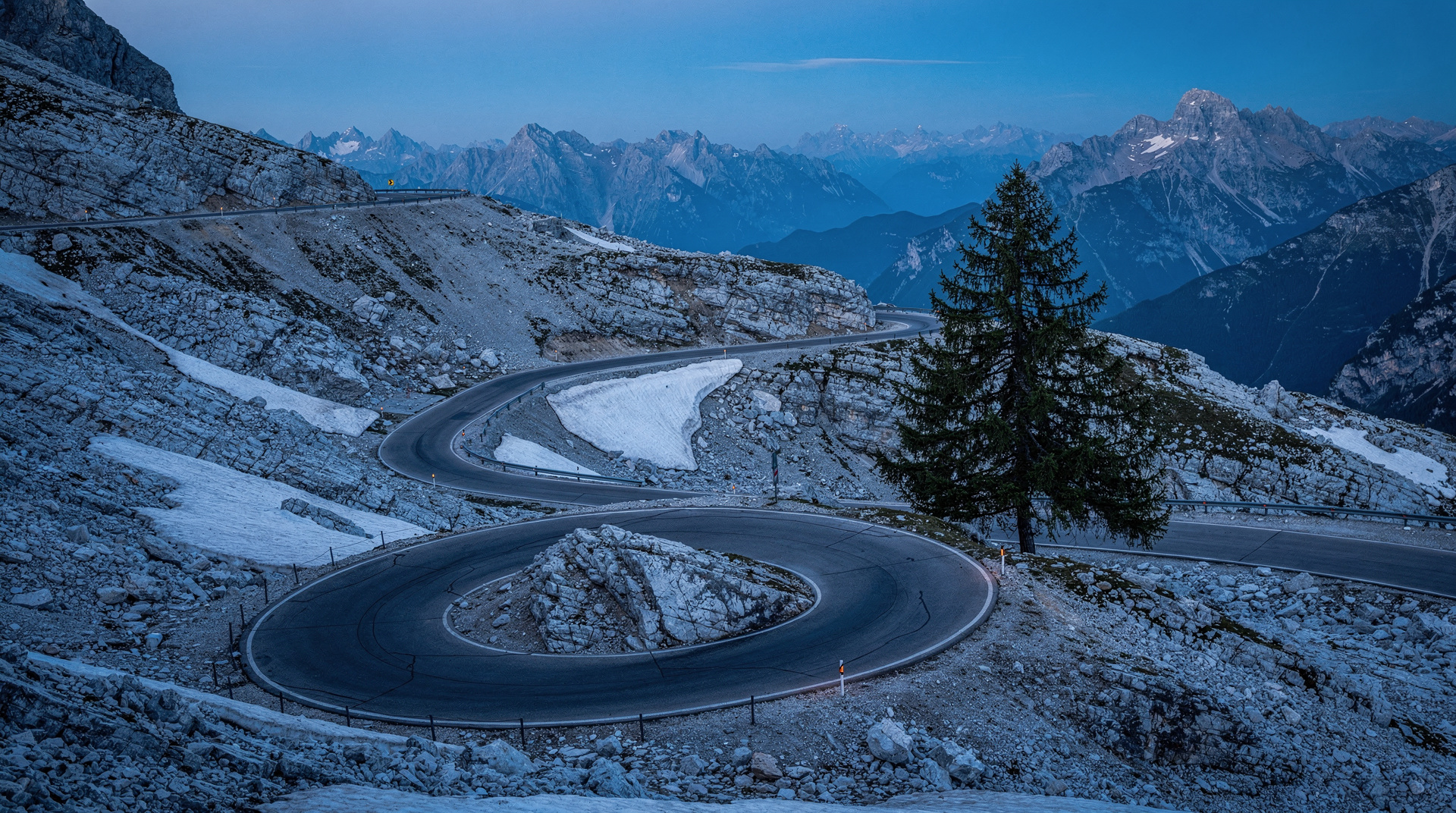 Puerto de Vršič: la carretera de montaña más dramática de Eslovenia