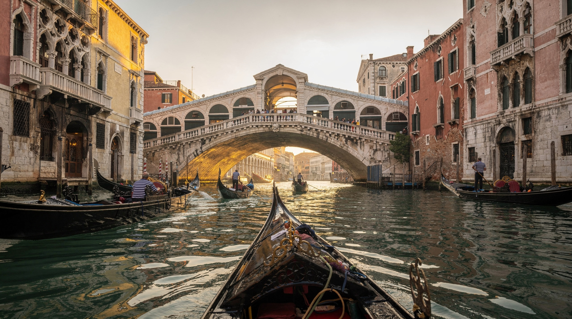 Venice from Slovenia: how to visit Venice on a day trip — Visit Venice as a day trip from Ljubljana or Slovenia: transfer options, how muc