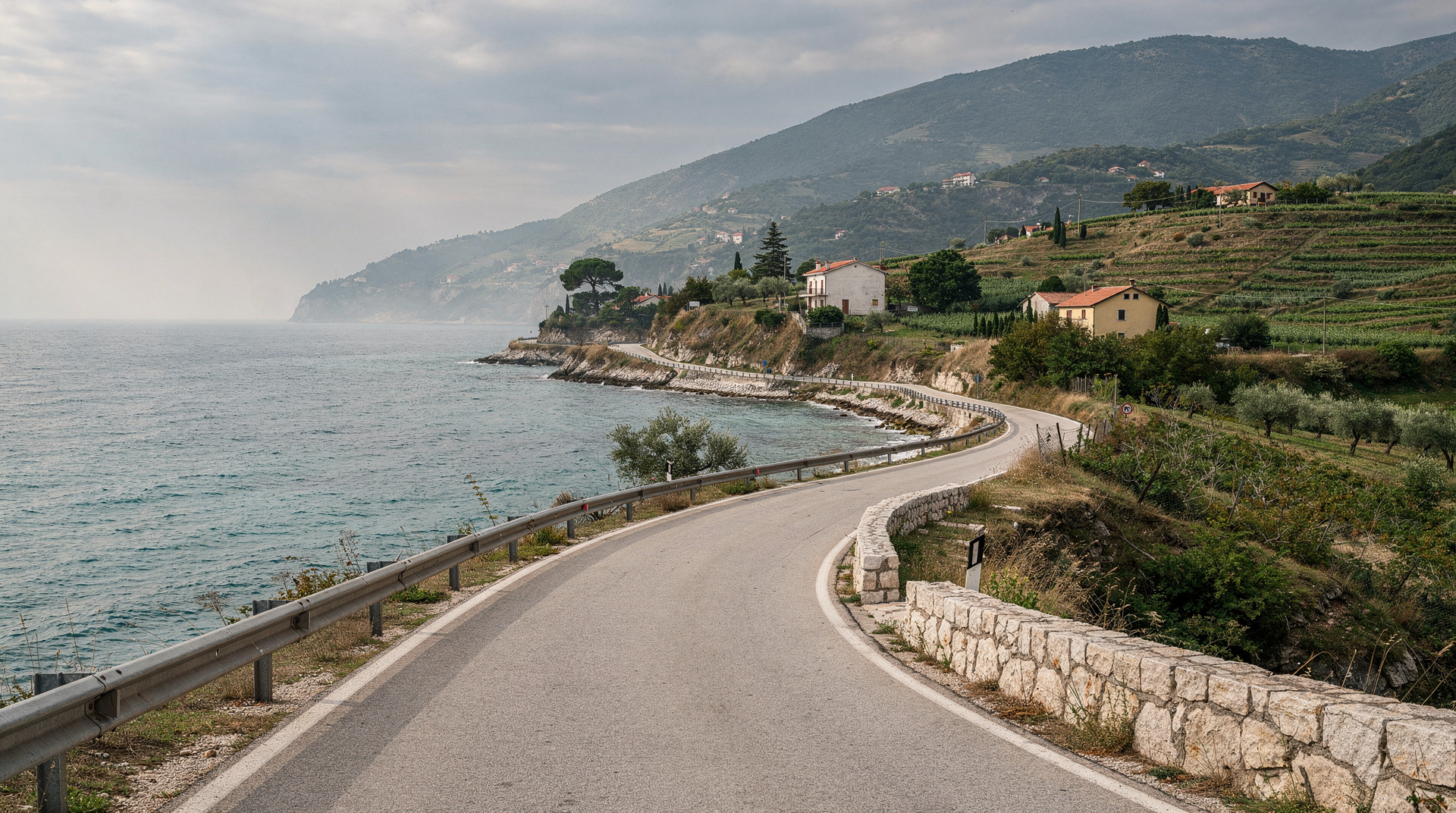Küste und Berge Slowenien – 7-Tage-Reiseroute — Sieben Tage mit Alpenseen, der Adriaküstenstadt Piran und den Weinhügeln der Gor