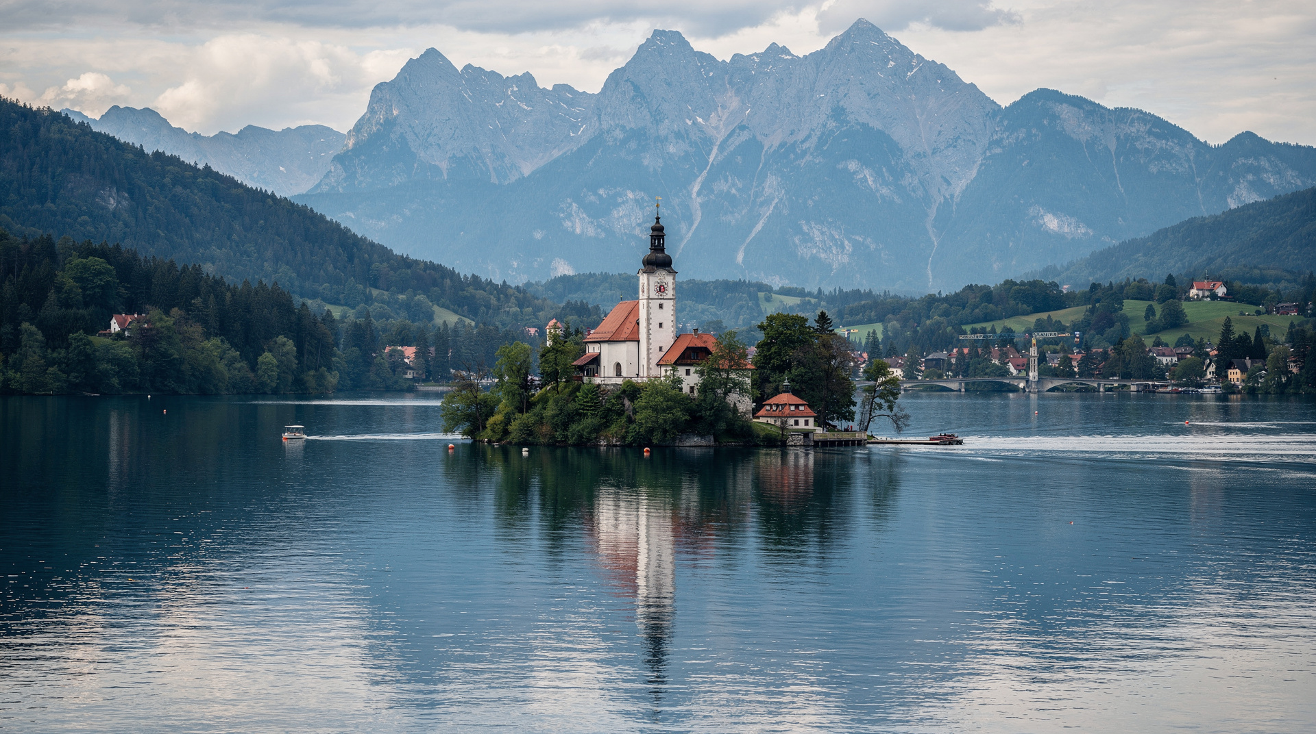 Slowenien-Highlights – 5-Tage-Reiseroute — Fünf Tage durch Sloweniens größte Hits per Auto: Ljubljana, Bleder See, Vintgar-